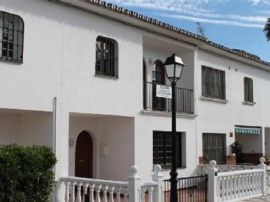 Adosado con 3 dormitorios se vende en Mijas Costa, Costa del Sol