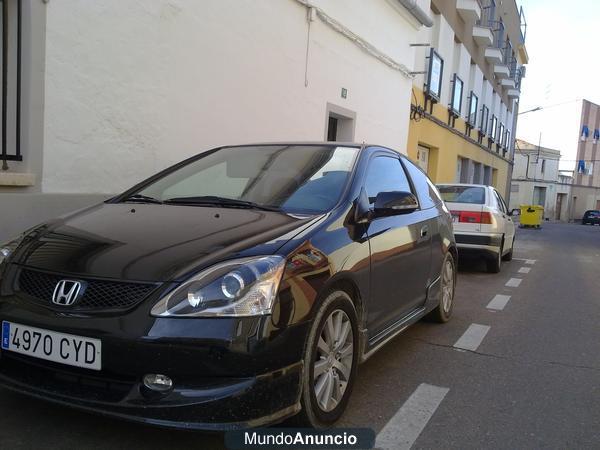 se vende HONDA civic sport 1700 cc