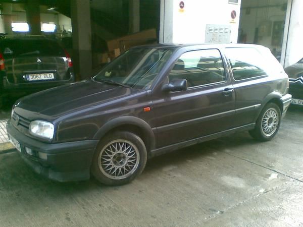 GOLF 2.8 VR6  AUTOMATICO  COMO UNA BALA !!! FULL.  3 PUERTAS
