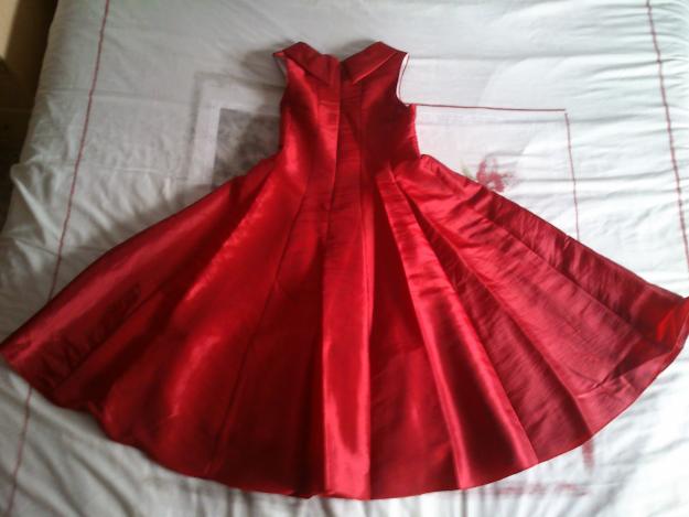 Vestidos de celebración.