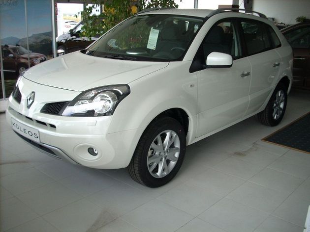 RENAULT KOLEOS  150CV 4X4   ESTE MES CON REGALO