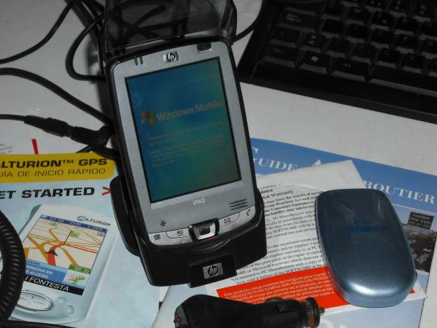 Vendo PDA HP IPAQ 2400 y accesorios escritorio coche GPS