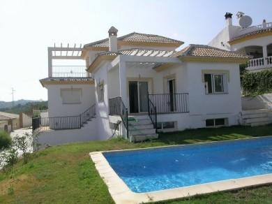 Chalet con 3 dormitorios se vende en Mondron