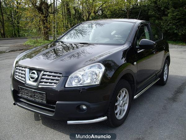 Nissan Qashqai 2,0Tekna 4x4Pan