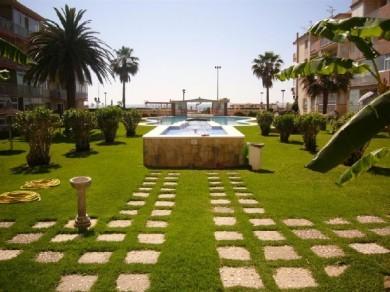 Apartamento con 2 dormitorios se vende en Fuengirola, Costa del Sol
