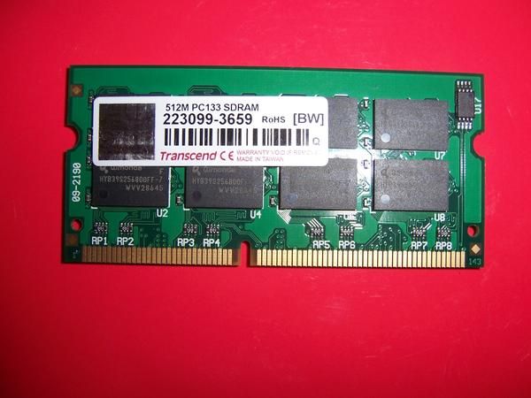 Modulo memoria portatil 512 Mb SO DIMM SDRAM PC133  144p