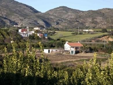 Chalet con 1 dormitorio se vende en Alhaurin de la Torre