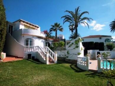 Chalet con 3 dormitorios se vende en Mijas Costa, Costa del Sol