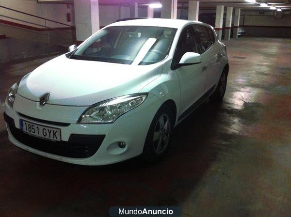 Particular vende Renault Megane