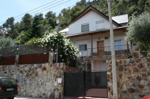 Coquetona casa en Corbera de llobregat