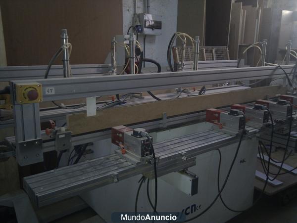 Maquina para embisagrar puertas marca IMAR mod FP año 2007