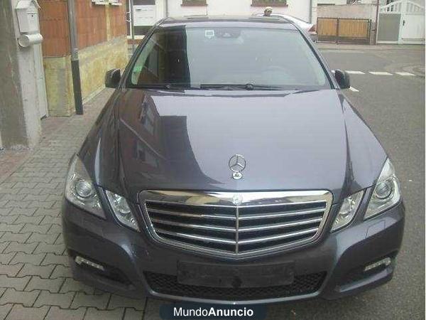 Mercedes-Benz E 220 CDI BE Avantgarde Aut.-PI