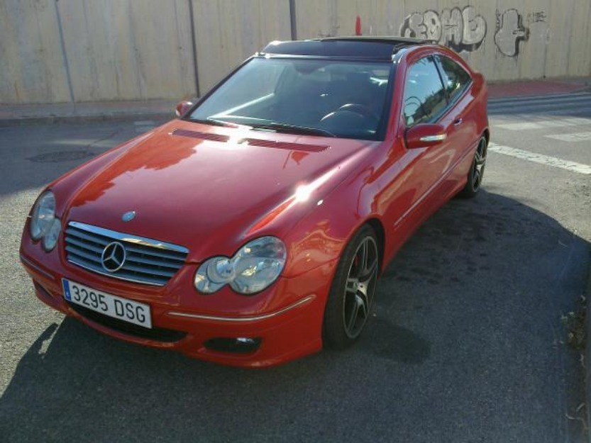 2005 mercedes-benz - c 220 cdi sportcoupe rojo metalizado