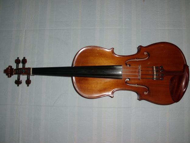 Se vende violín antiguo