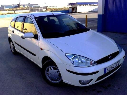 Ford Focus 1.8 TDDI,5PUERTAS,AIRE