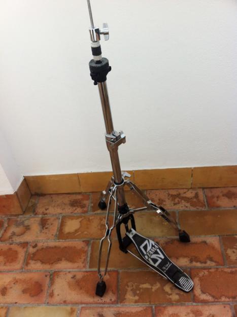 Soporte hi hat tama hh75wn