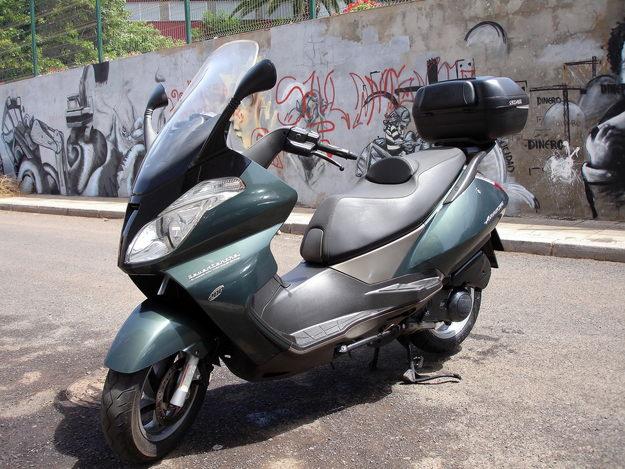 VENDO APRILIA ARRECIFE 200cc.