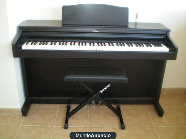 Piano eléctrico Roland HP-137