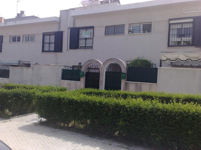 Venta chalet adosado, en el conquero,mejor zona huelva