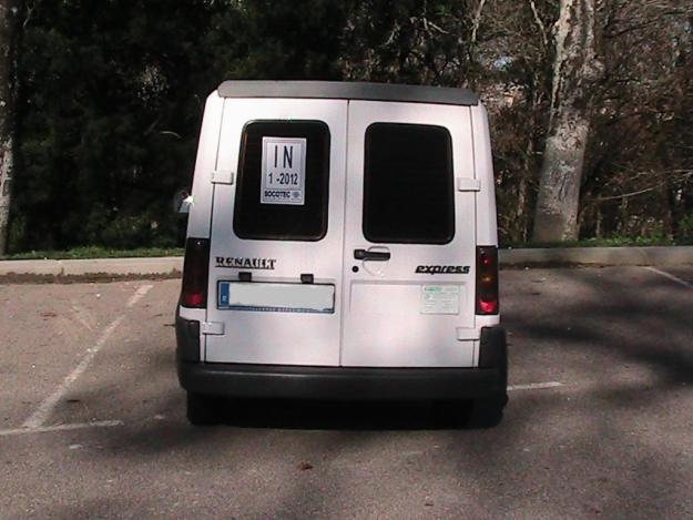 RENAULT EXPRESS MIXTA ADAPTABLE COMBI ISOTERMICA