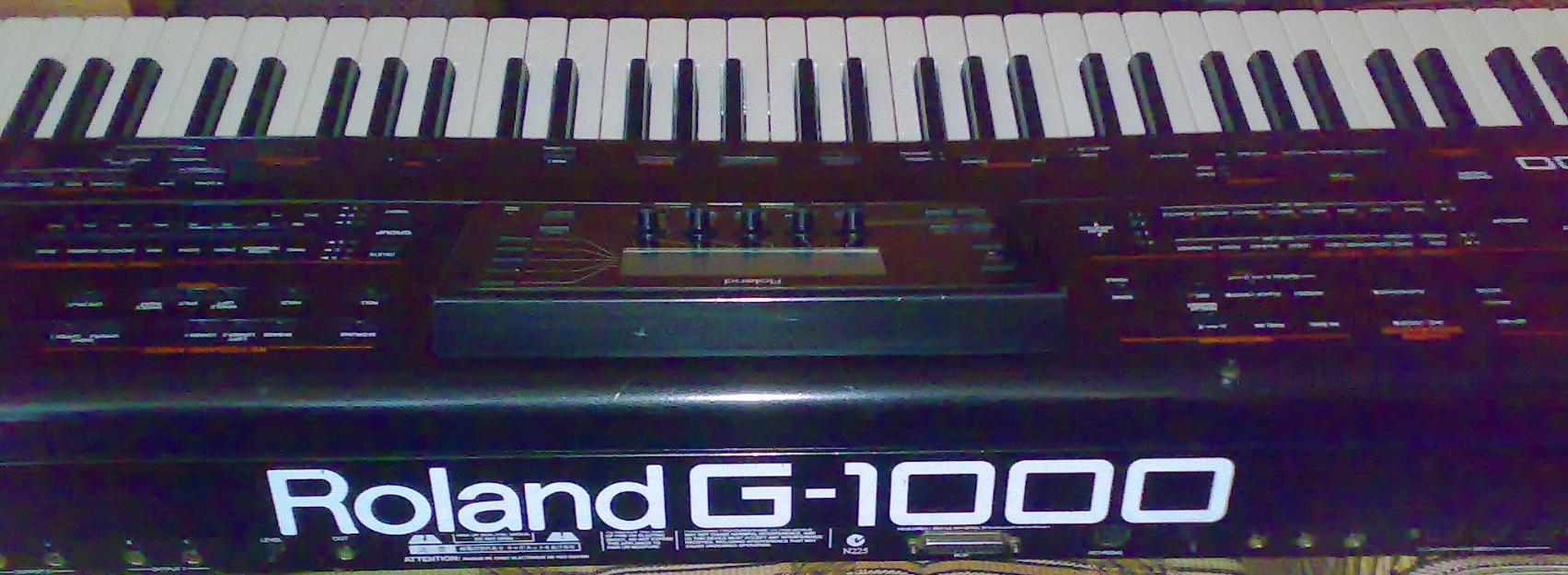 Teclado Roland G-1000
