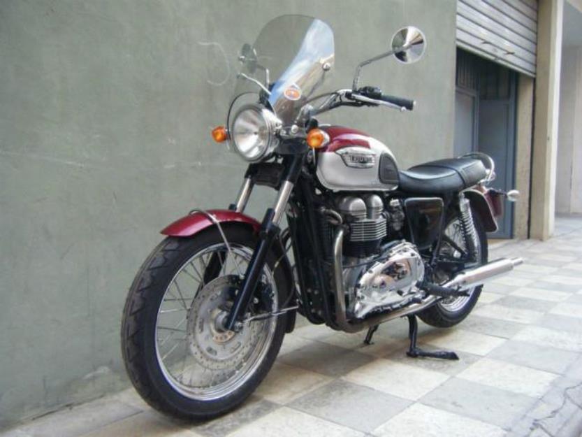 2002 Triumph Bonneville 900 Granate gris