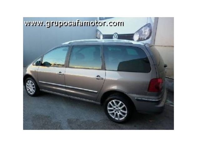 VOLKSWAGEN GOLF VI ADVANCE