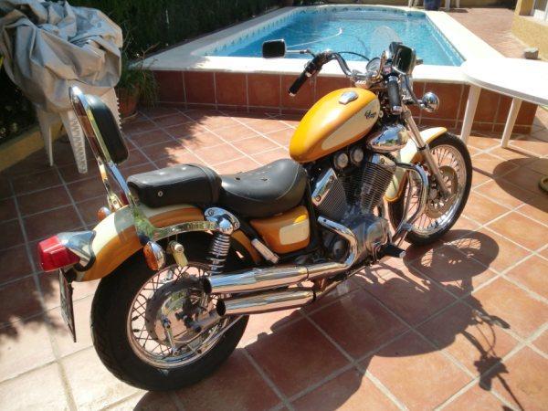 SE VENDE PRECIOSA YAMAHA VIRAGO XV 535