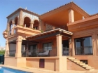 Chalet con 5 dormitorios se vende en Marbella, Costa del Sol - mejor precio | unprecio.es