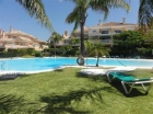 Apartamento con 2 dormitorios se vende en Estepona, Costa del Sol - mejor precio | unprecio.es