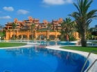Apartamento con 3 dormitorios se vende en Estepona, Costa del Sol - mejor precio | unprecio.es