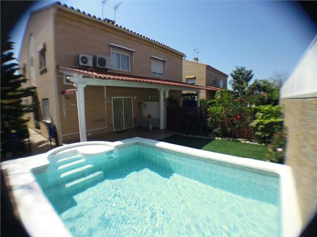 Chalet pareado en Cambrils.