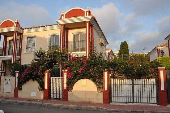 Casa pareada en Dehesa de Campoamor