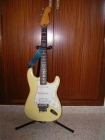 Vendo Fender Stratocaster Made in USA Floid Rose - mejor precio | unprecio.es
