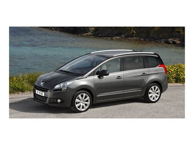 PEUGEOT 5008 1.6HDI Premium