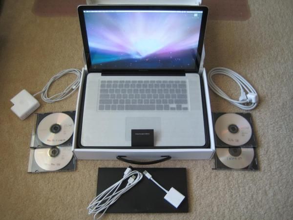 Apple Macbook Pro 2.8 GHz 8GB 15 aluminio año 2009