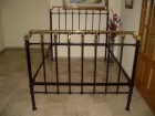 VENDO CAMA ANTIGUA CON ADORNOS DE BRONCE - mejor precio | unprecio.es