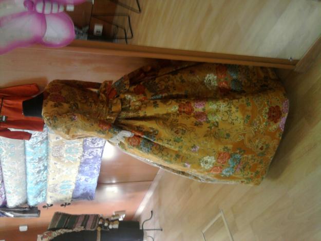 CONFECCION,VENTA Y ALQUILER TRAJES DE FALLERA DEL S.XVIII