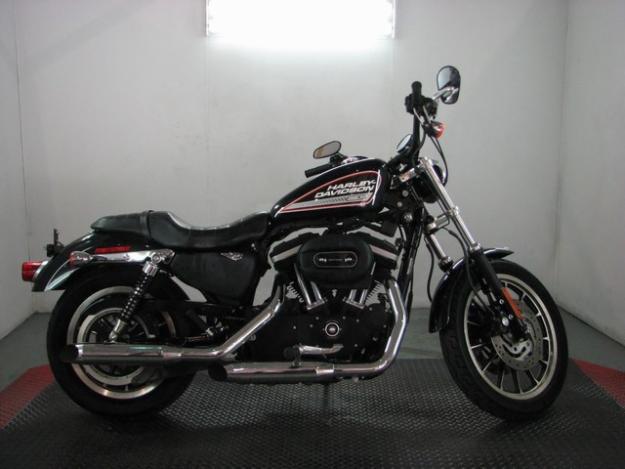 HARLEY DAVIDSON XL883 R