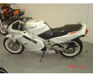 HONDA VFR 750 RC