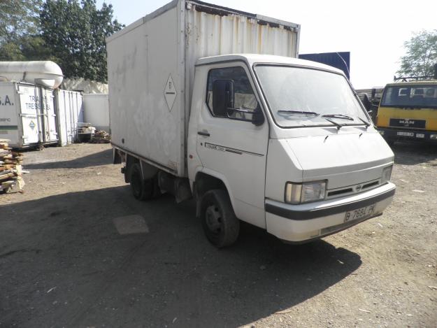 VENDO CAMION NISSAN TRADE 3.0 HYDRIS