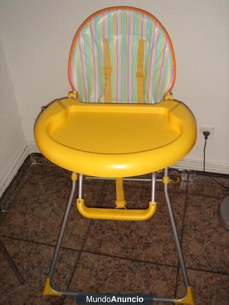 Se vende silla de comer para nenes