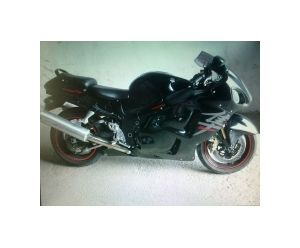 SUZUKI GSX-1300R HAYABUSA