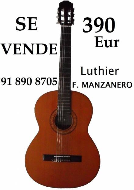 Guitarra clásica de F. Manzanero