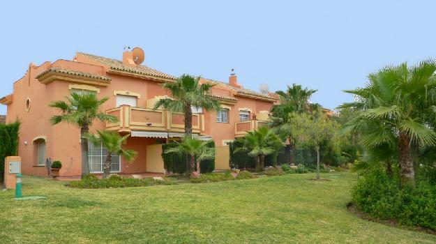 Adosado a la venta en Atalaya Costa del Sol