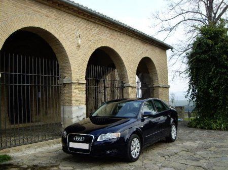 AUDI A4 2.0 TDI  - Navarra