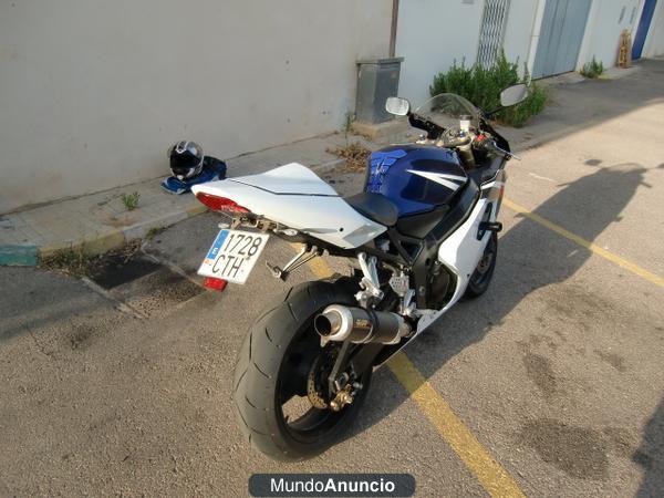 SUZUKI GSX-R 750 2004