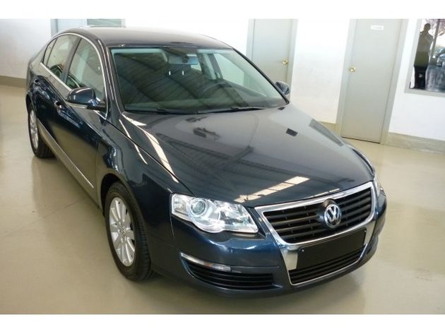 AUDI A6 2.4