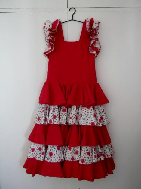 Traje de flamenco precioso