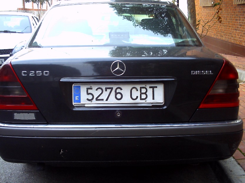 mercedes c 250 funciona perfectamente (hay que cambiar la bateria)